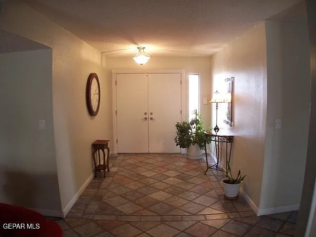 Studio, 3.0 bath, 1990 sqft, $2,000 — Photo 3