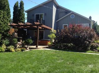 23406 82nd St, Salem, WI 53168