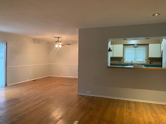 4th image of 2911 Borden Dr