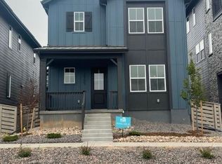 8705 Middle Frk, Littleton, CO 80125