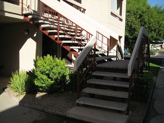 Landscaping Under Stair Area