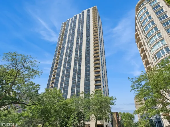 2500 N Lakeview Ave APT 603, Chicago, IL 60614