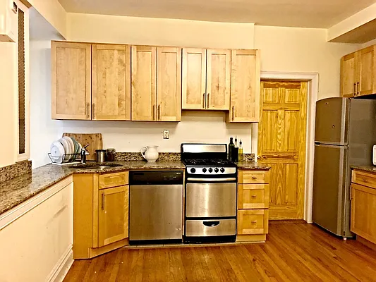 Rented by Traci Kuther, LREB | media 26