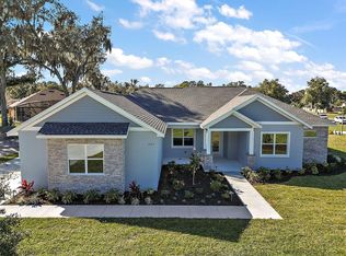 849 Oaks Shores Rd, Leesburg, FL 34748