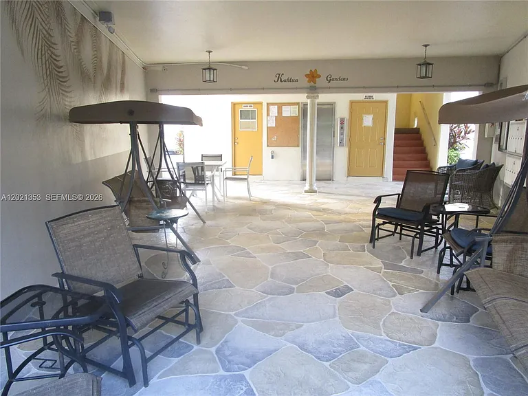 5111 W Oakland Park Blvd #301 — Photo 6