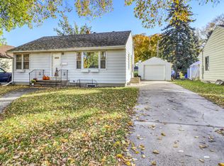1737 4th St N, Fargo, ND 58102