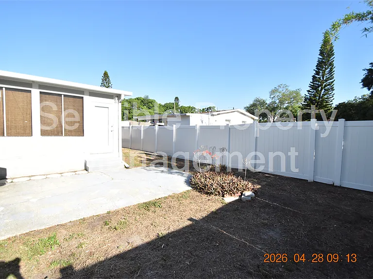 3223 W Wyoming Ave — Photo 42