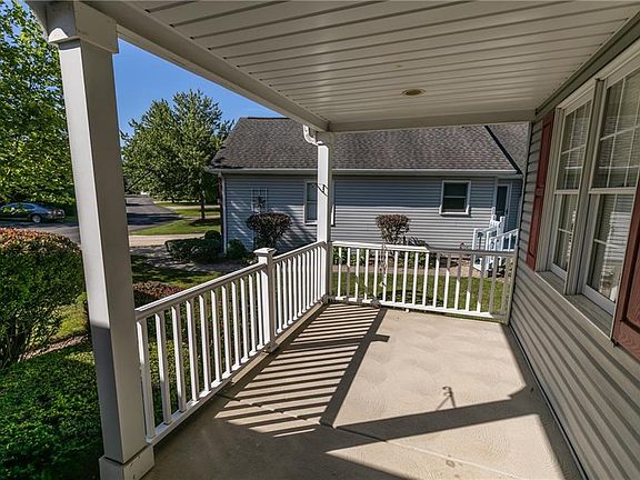 2nd image of 2405 Winesap Dr