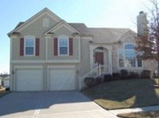15877 W 157th St, Olathe, KS 66062