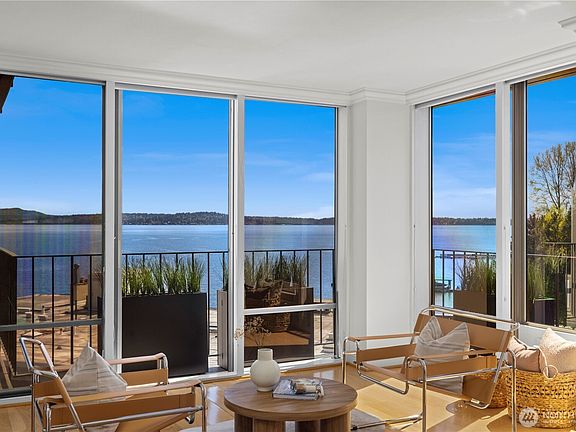 3rd image of 1620 43rd Avenue E #4C
