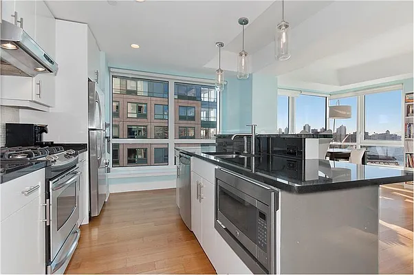 Sold by Great Jones Realty | media 20