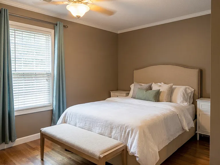 200 Clover Ct — Photo 8