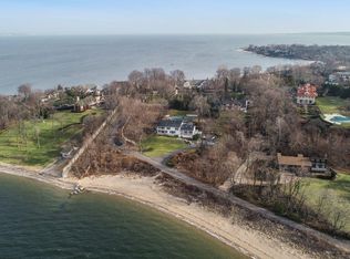 5 Lighthouse Rd, Sands Pt, NY 11050