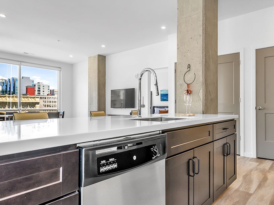 The Blonde open kitchen layout