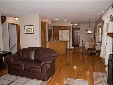 5th image of 494 Belle Haven Ct
