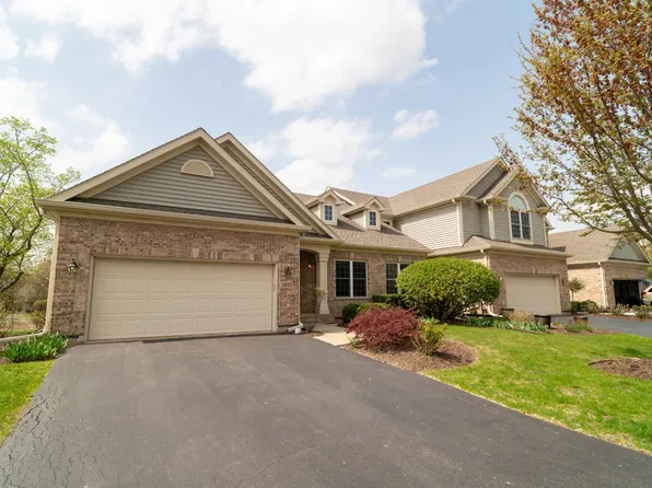 3931 Willow View Dr, Lake In The Hills, IL 60156