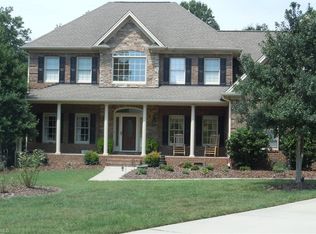 7903 Goldeneye Ct, Greensboro, NC 27455