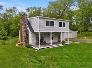 10 3rd Ave, Higganum, CT 06441