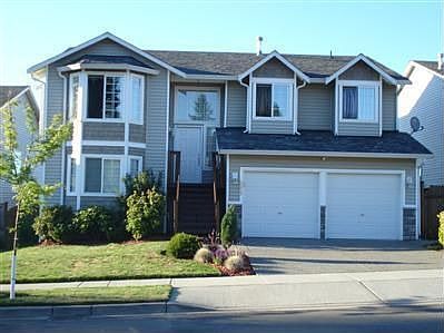 2nd image of 2323 190th St SW