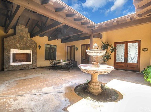4th image of 43800 La Cruz Dr