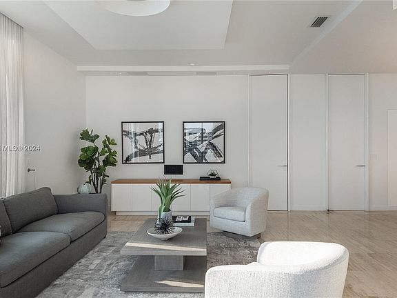 4th image of 1445 16th St #Penthouse 3