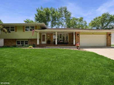 301 Michele Ave, Crown Point, IN, 46307
