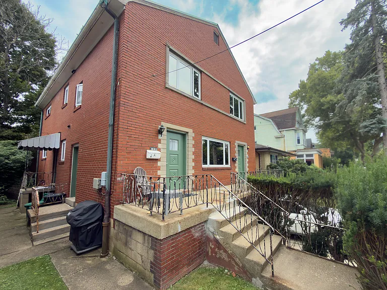 104 Brilliant Ave #A — Photo 26