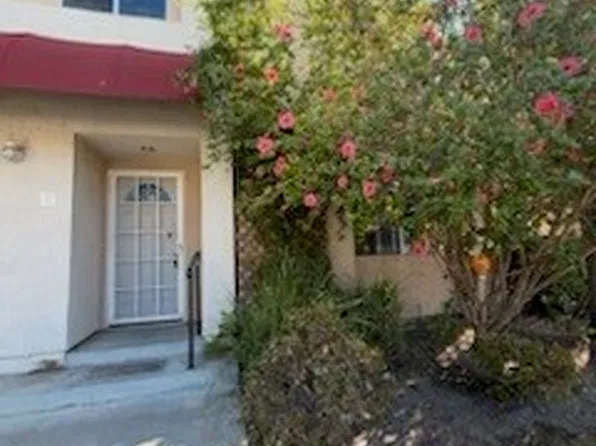 621 W Fletcher Ave, Orange, CA 92865