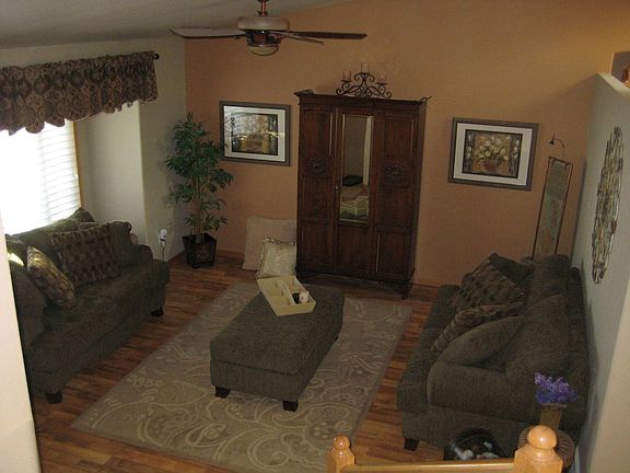 4th image of 3644 Crater Lake Ave
