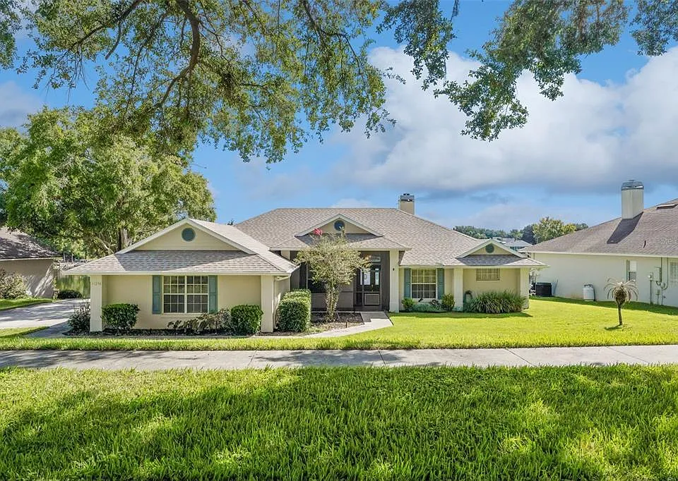 11230 Lake Katherine Cir