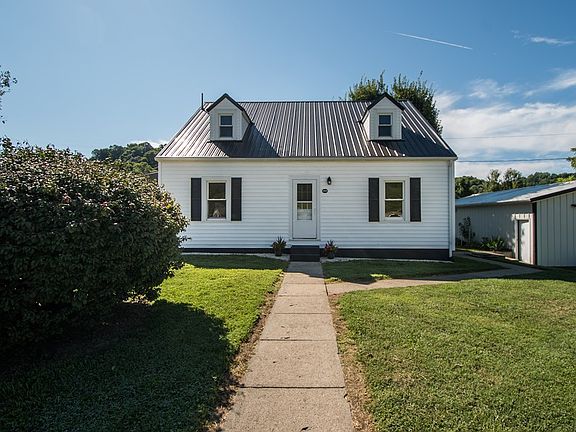 3rd image of 1010 Poplar Fork Rd