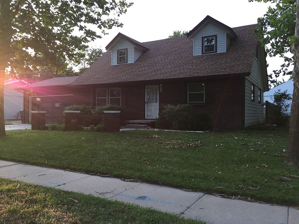 1st image of 1018 E 20th Ave