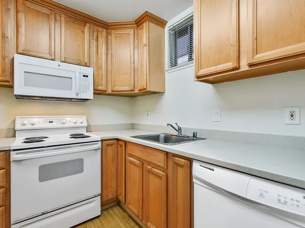 Birchwood Apartments, 3500 Pennsylvania Ave #215, Fremont, CA 94536