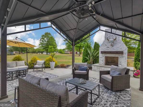 1105 Birchwood Dr, Griffin, GA 30224