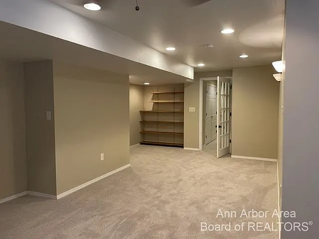 4299 Pine Ridge Ct — Photo 17