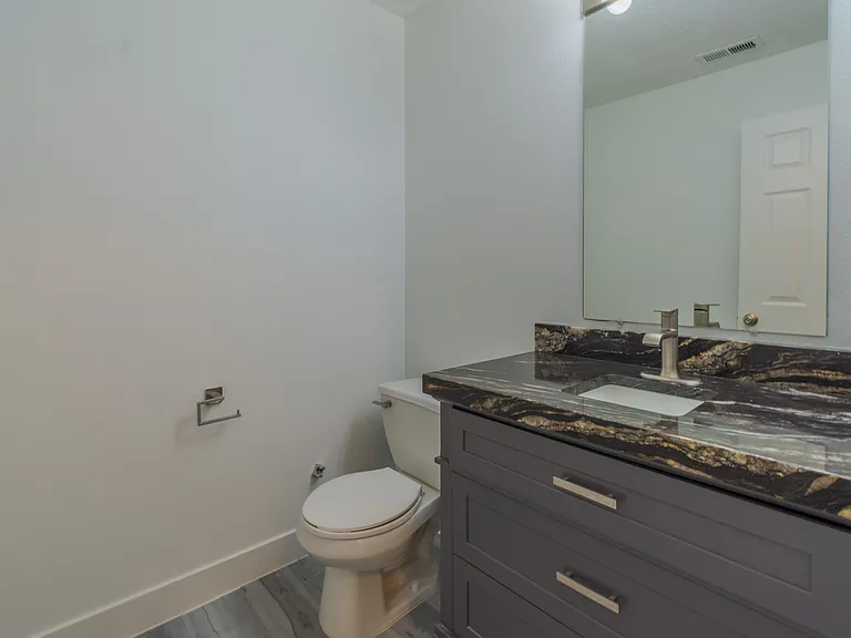 2510 S 450 West Cir — Photo 22