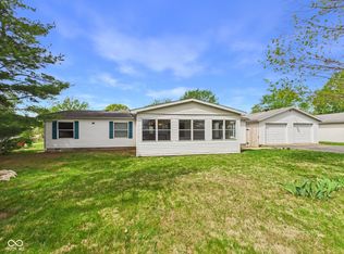 6313 N Lunar Ln, Alexandria, IN 46001