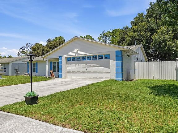 5th image of 133 REBECCA DRIVE NE