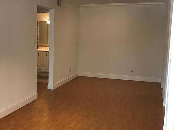 2nd image of 4431 Treehouse Ln #12