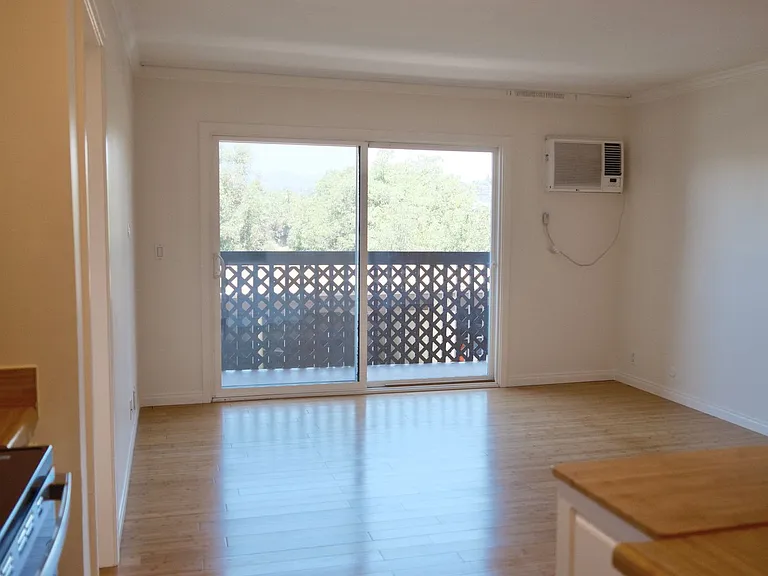 5880 Benner St #102 — Photo 4