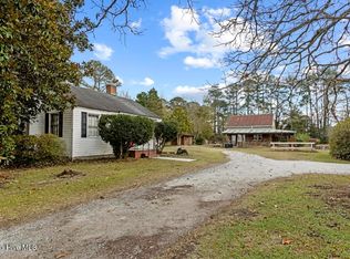 4044 State Highway 11, Willard, NC 28478