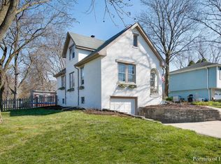 1019 Childs St, Wheaton, IL 60187