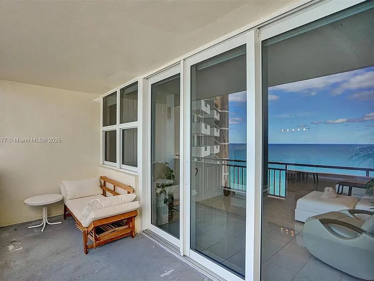 3180 S Ocean Dr #1504 — Photo 19