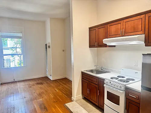 419 Ivy St #11 Photo 1