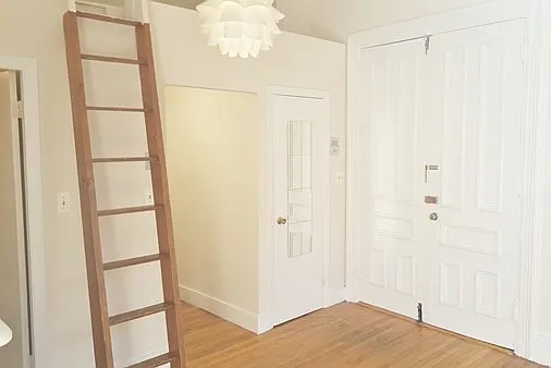 556 Columbus Ave #1 — Photo 5