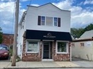 141 Essex St, Lynn, MA 01902