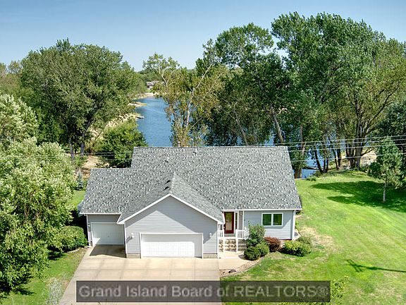 2nd image of 429 Renee Rd