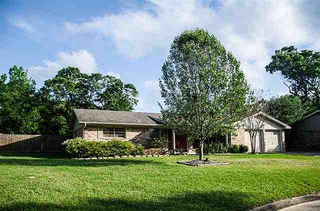 1st image of 6135 Daisy Dr