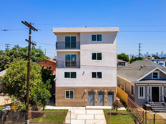 2nd image of 343 W 46th St