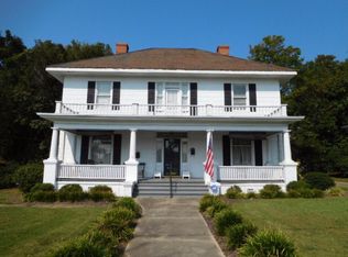 806 Washington Ave, Weldon, NC 27890